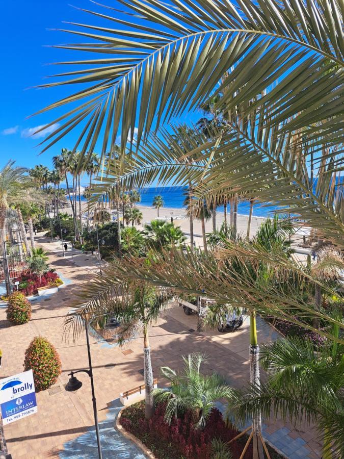 Apartamento Frente A La Playa Piso 3 エステポナ エクステリア 写真